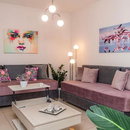 Luxury Town Center Suite Apt A2 Heraklion  Bagian luar foto