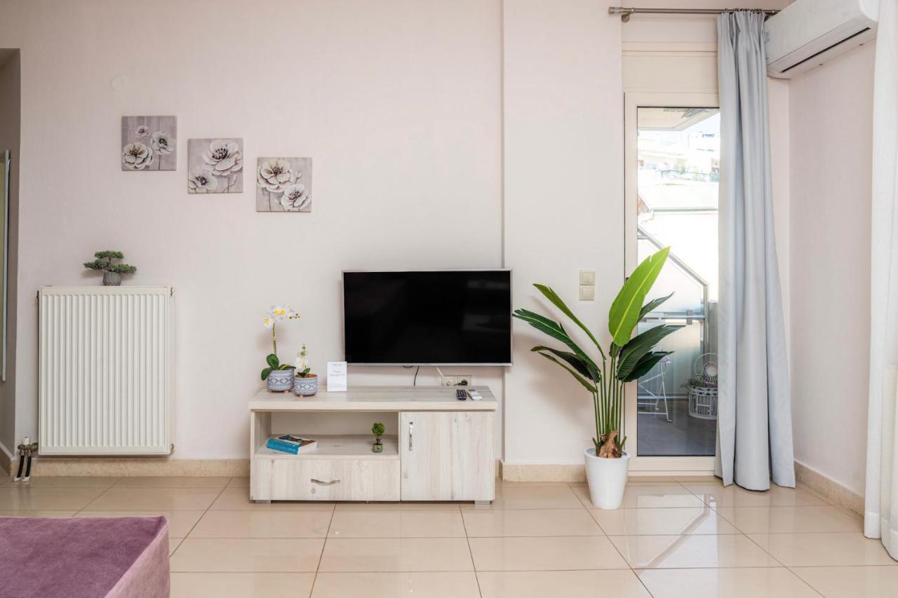 Luxury Town Center Suite Apt A2 Heraklion  Bagian luar foto