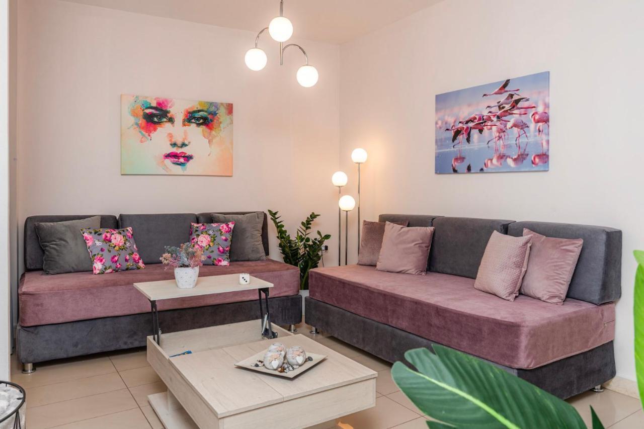 Luxury Town Center Suite Apt A2 Heraklion  Bagian luar foto